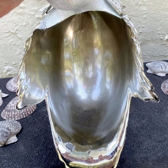 Large Silver Glitter Swan Sleigh - Picture 10 of 11